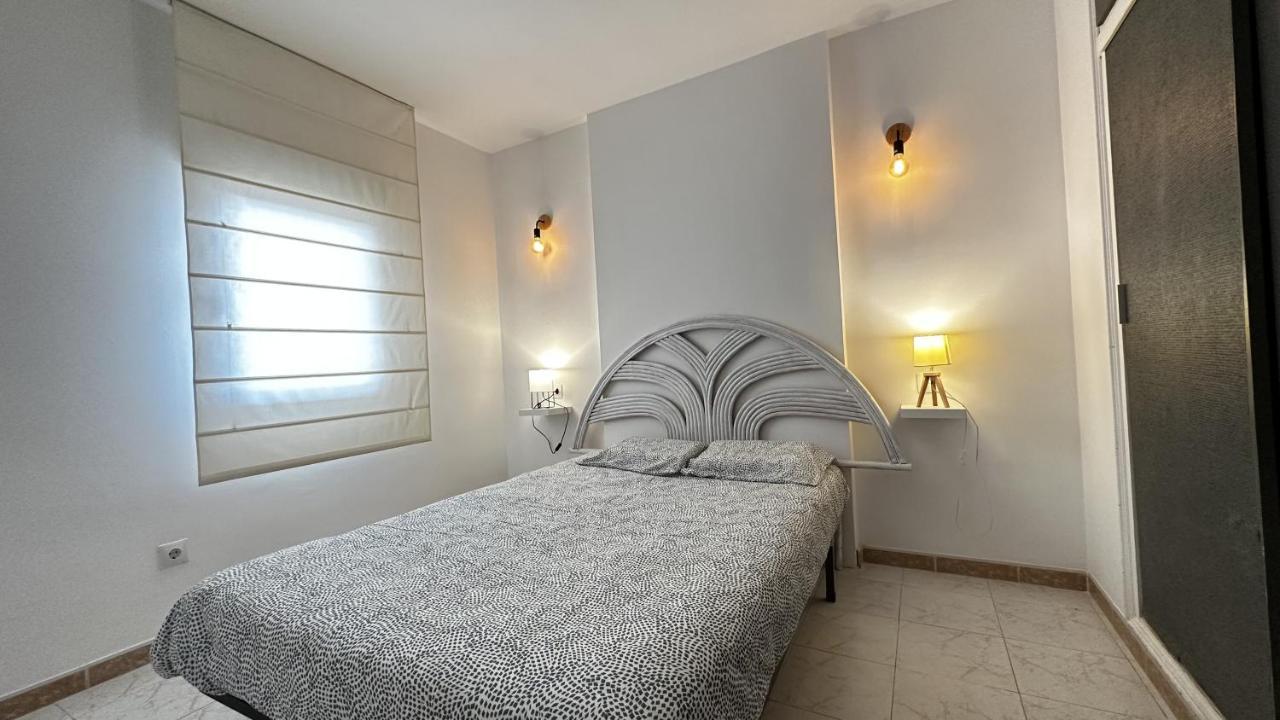 Apartamento De Playa En Santa Margarita. Ρόζες Εξωτερικό φωτογραφία