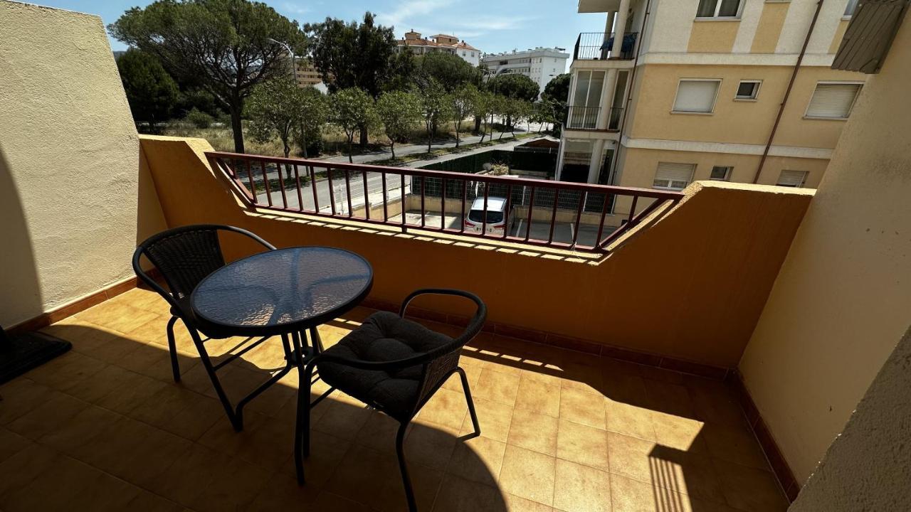 Apartamento De Playa En Santa Margarita. Ρόζες Εξωτερικό φωτογραφία